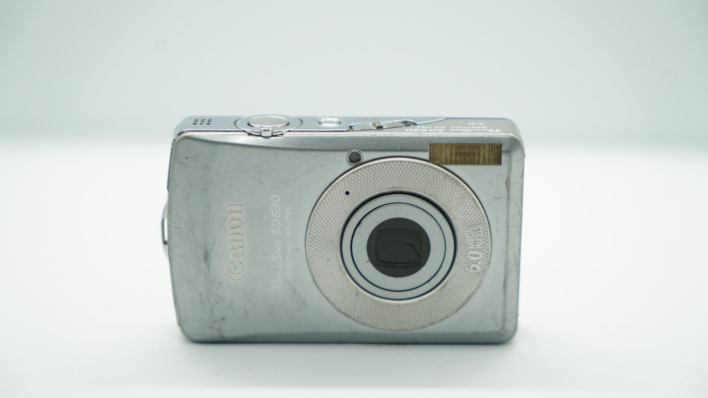 Canon PowerShot SD630 Digital ELPH (Plateada)