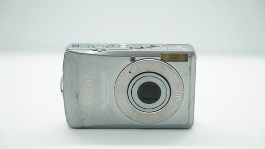 Canon PowerShot SD630 Digital ELPH (Plateada)