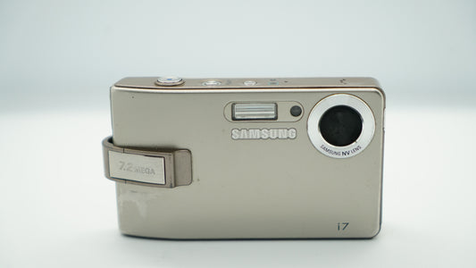 Samsung i7 (Champagne)