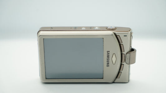 Samsung i7 (Champagne)