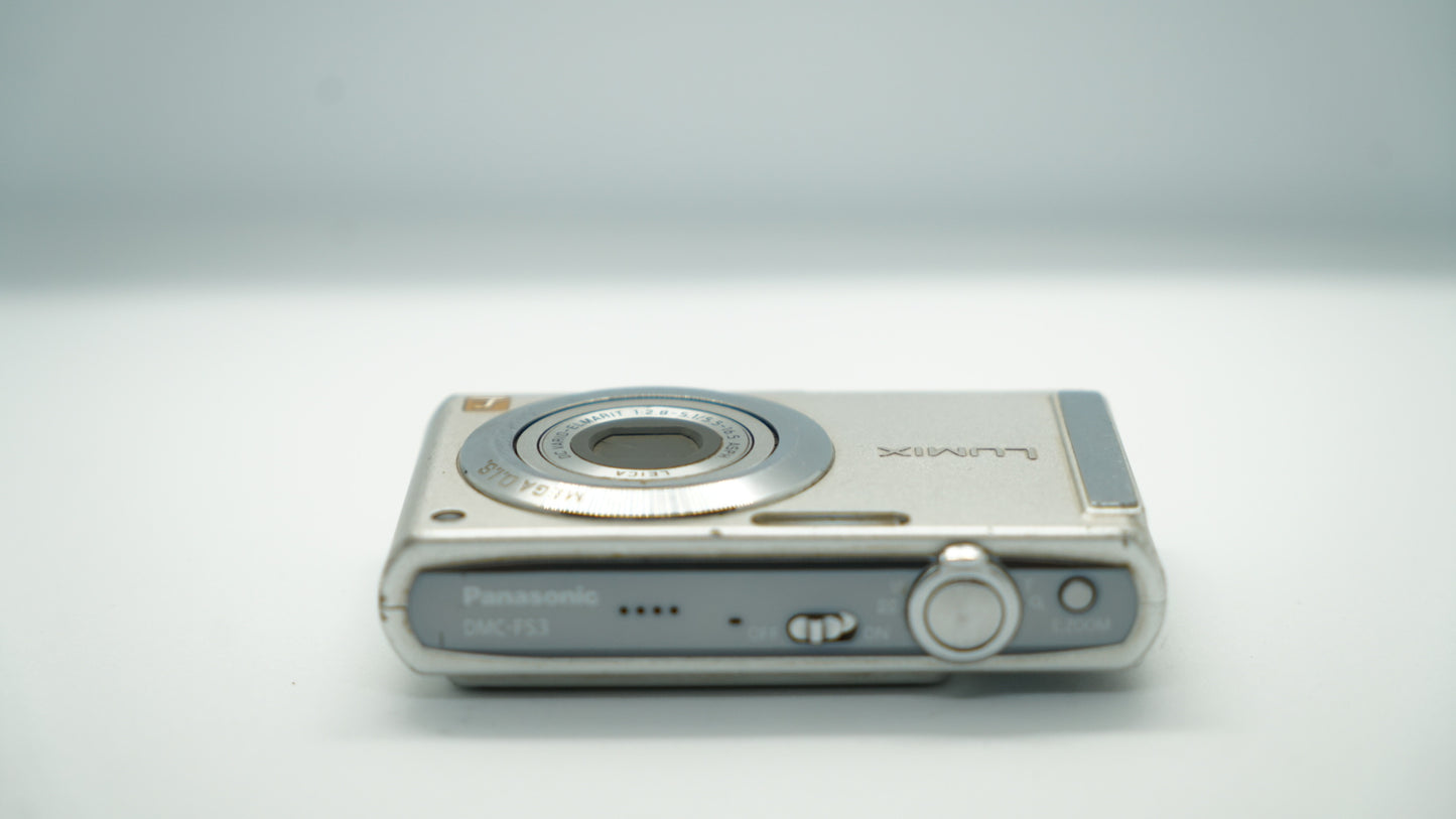 Panasonic Lumix DMC-FS3 (Plateada)