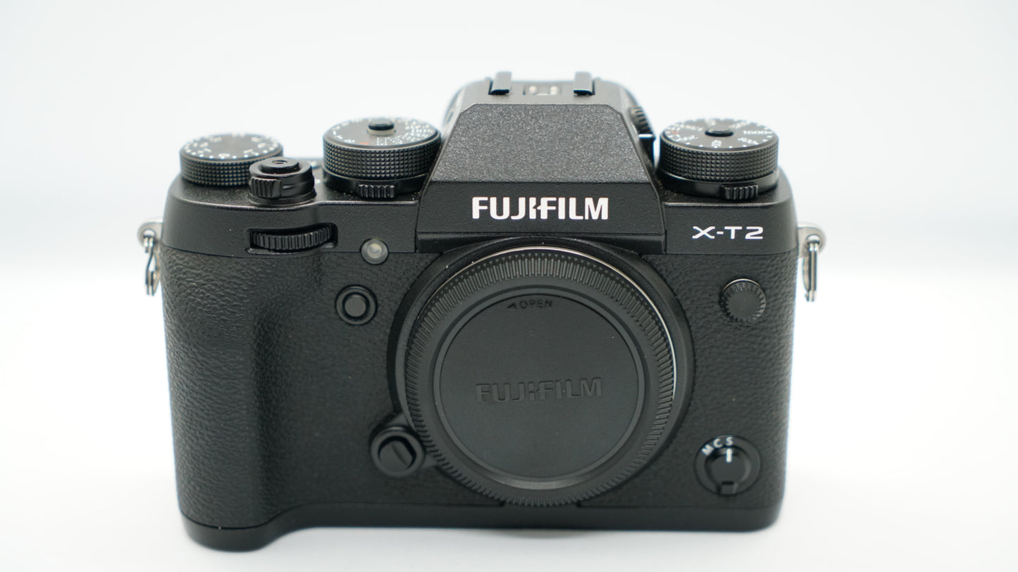 Fujifilm X-T2 + XF 18-135mm