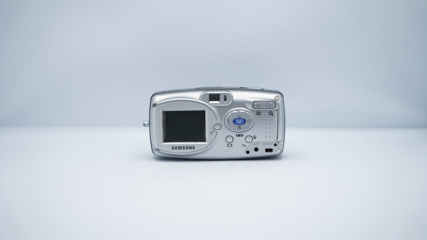 Samsung Digimax UCA 3