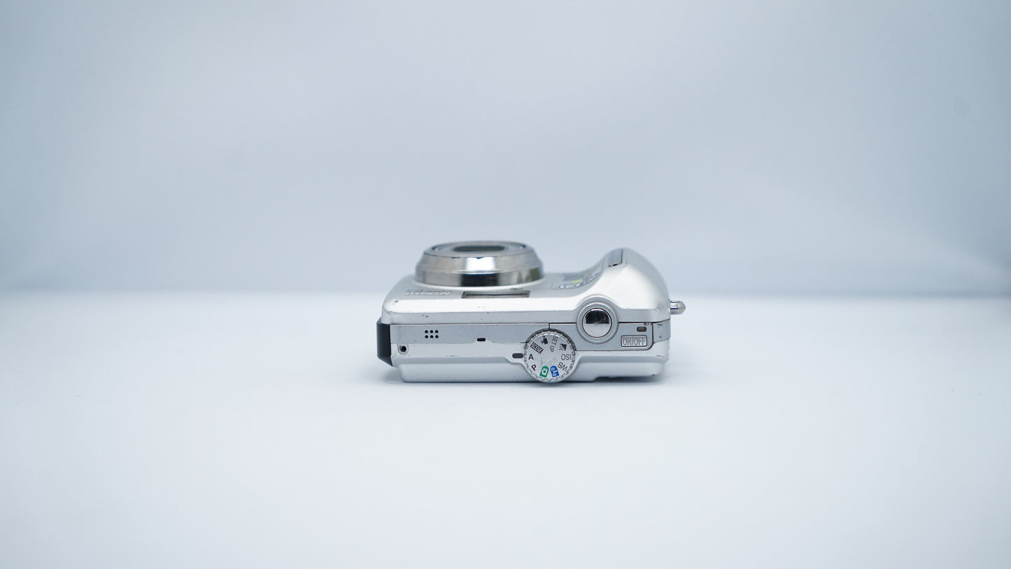 Nikon Coolpix P2