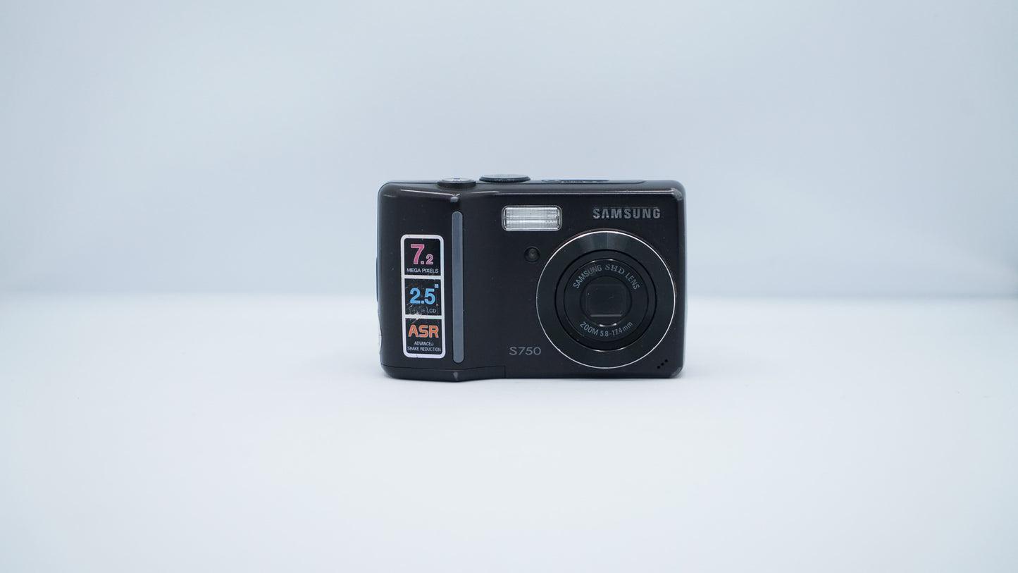 Samsung Digimax S750