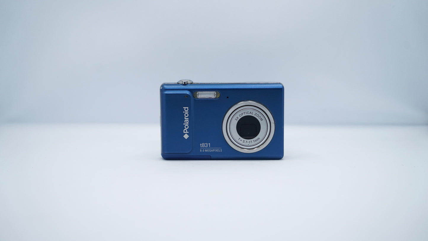Polaroid T831