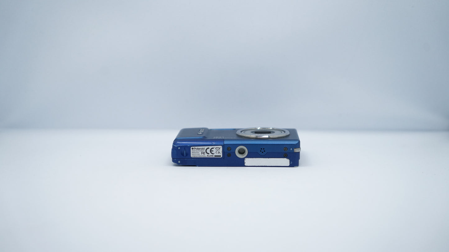 Polaroid T831