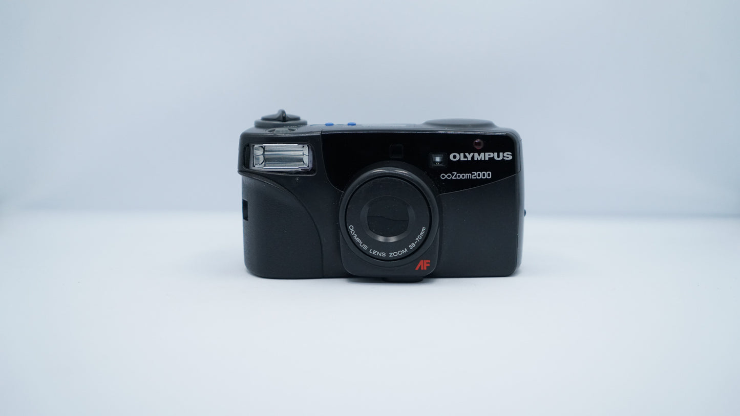 Olympus Infinity Zoom 2000