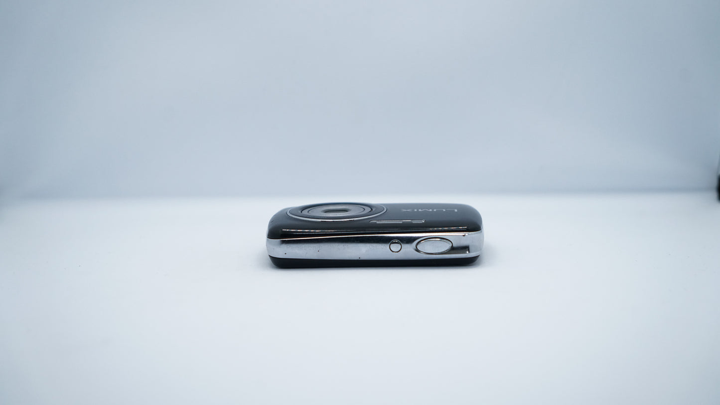 Panasonic DMC-S1