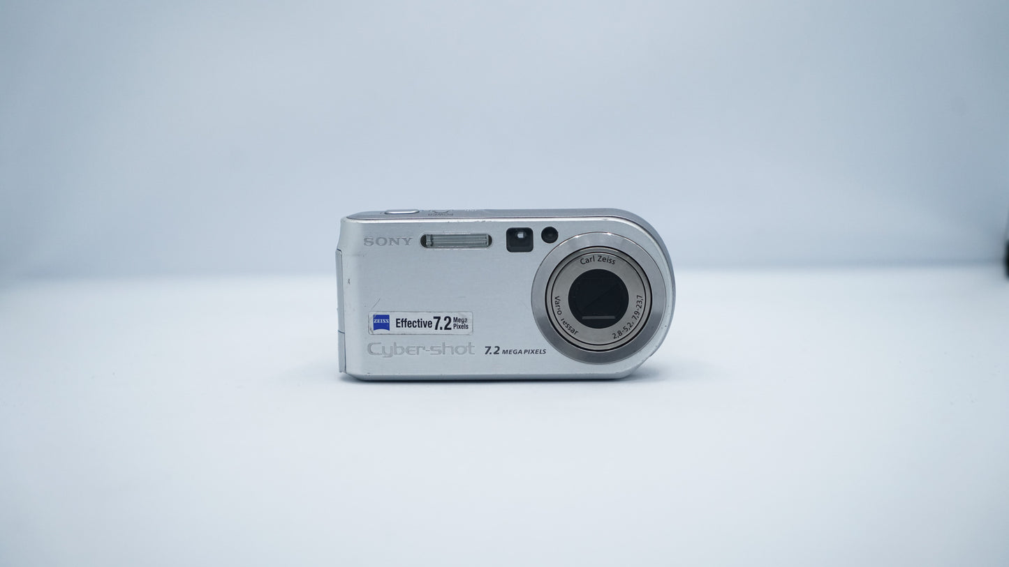 Sony Cybershot DSC-P200