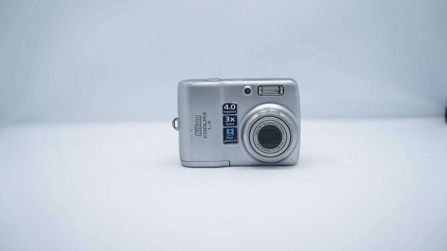 Nikon Coolpix L4