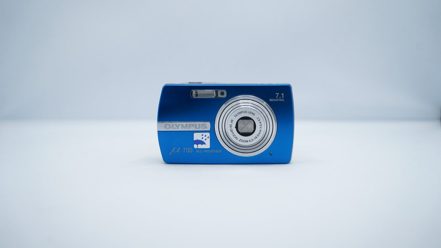 Olympus µ-700