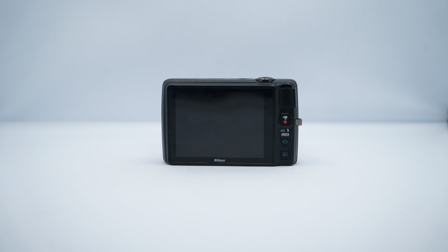 Nikon Coolpix S4200