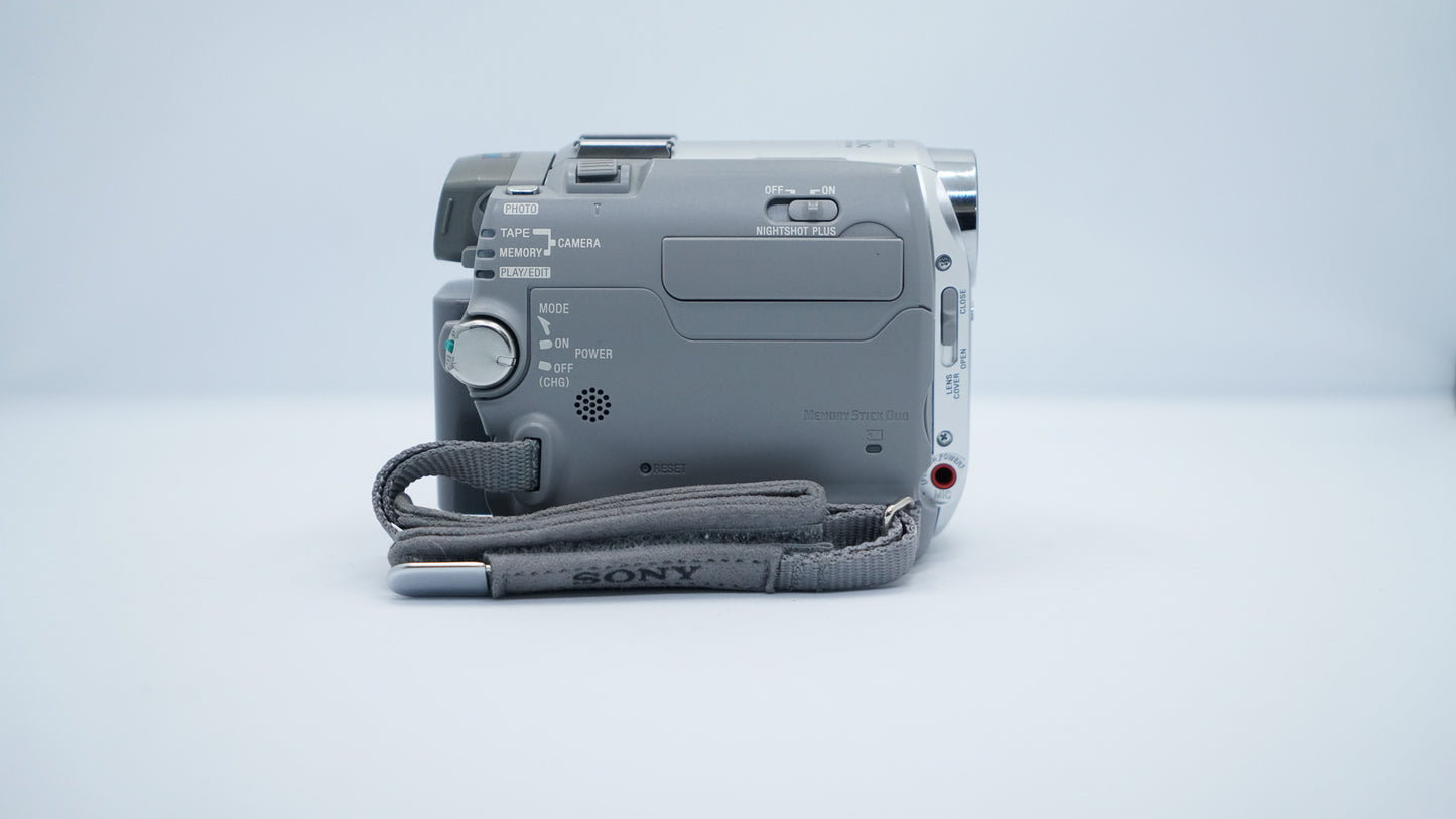 Sony Handycam DCR-HC30