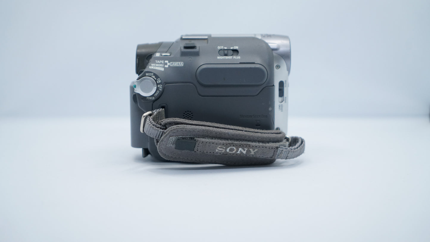 Sony Handycam DCR-HC32