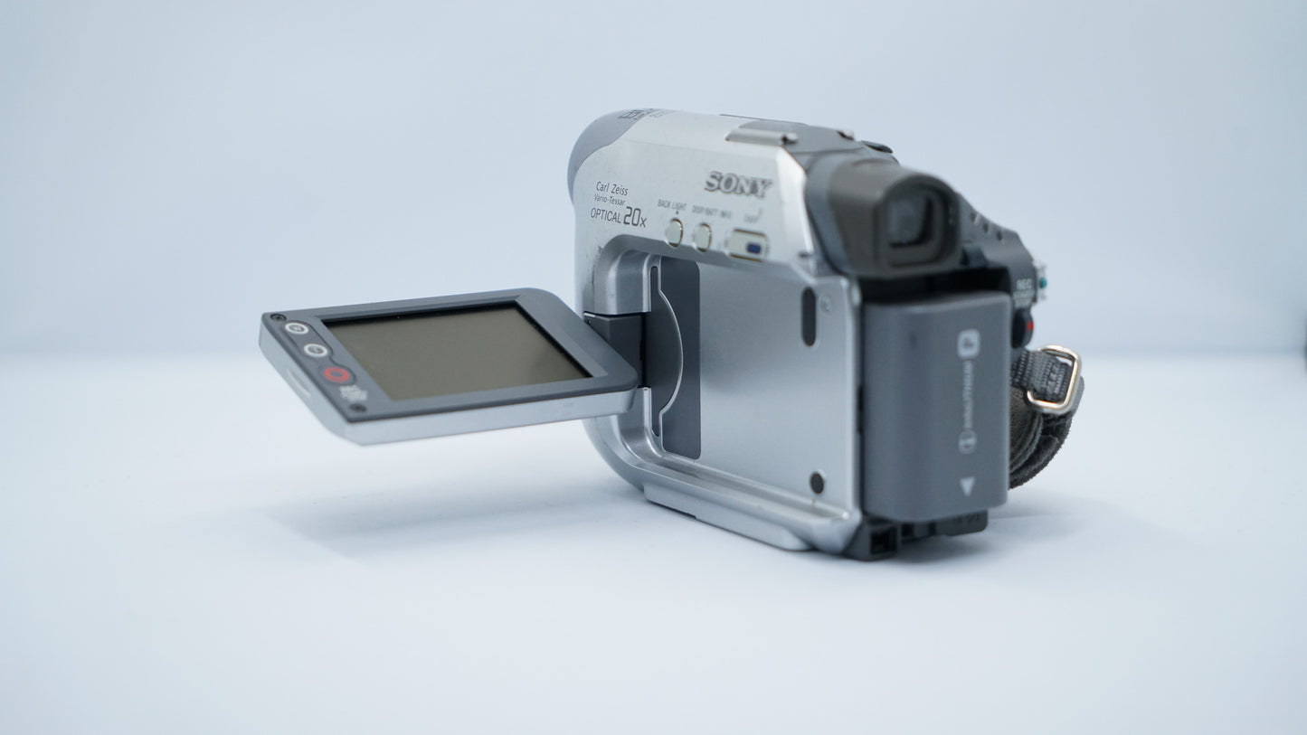 Sony Handycam DCR-HC32