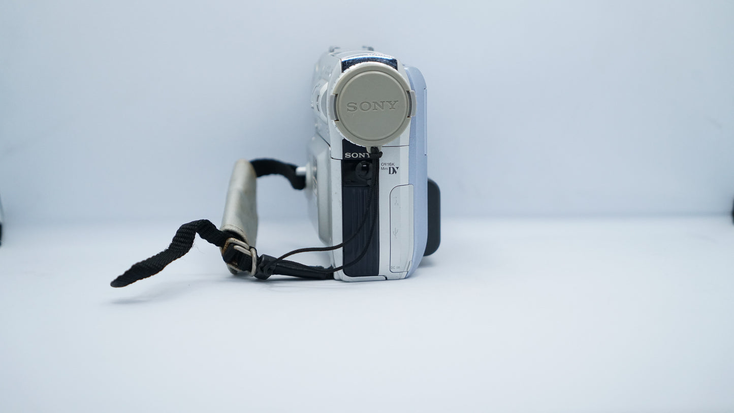 Sony Handycam DCR-PC105