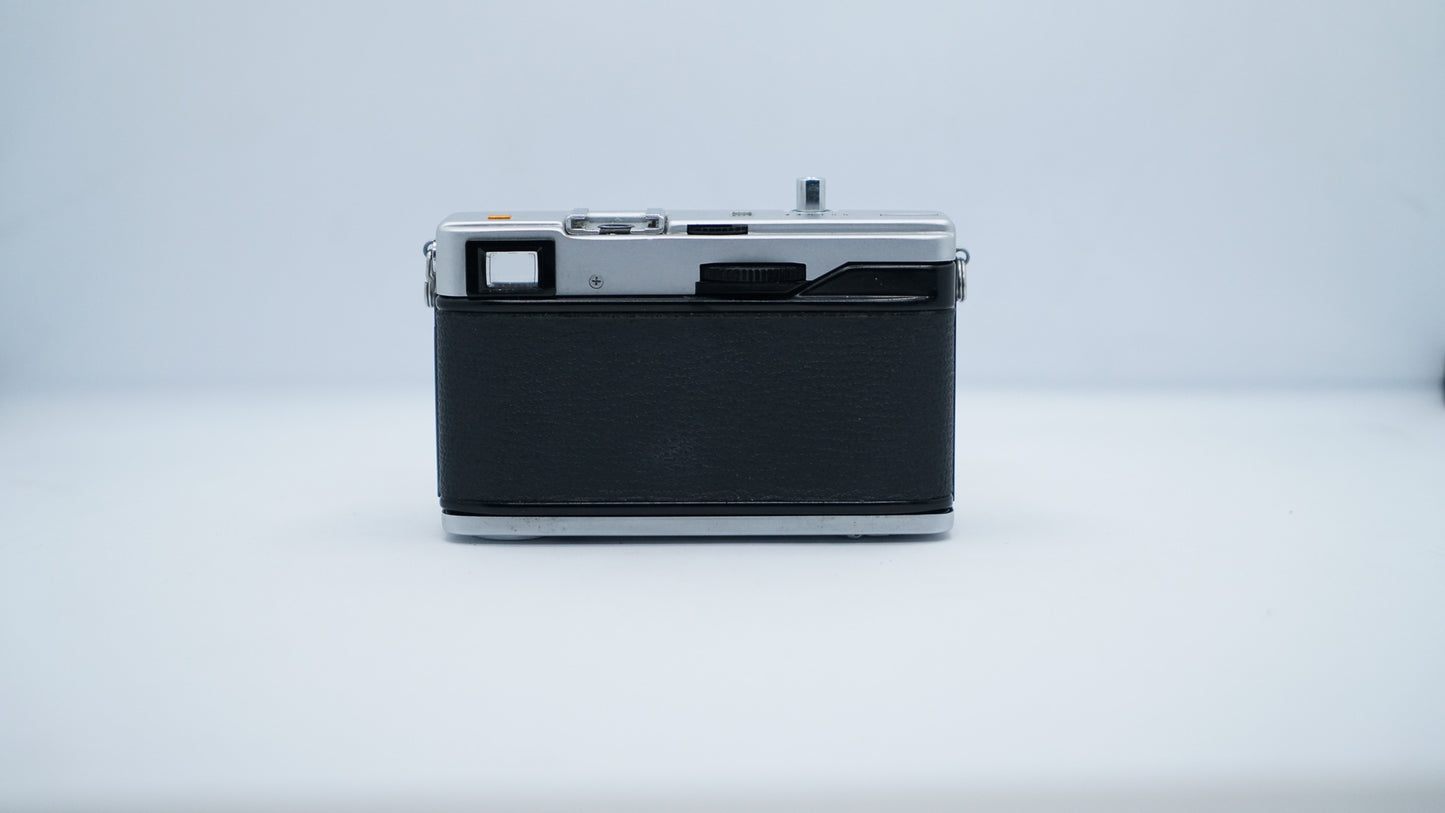 Olympus 35 EC2