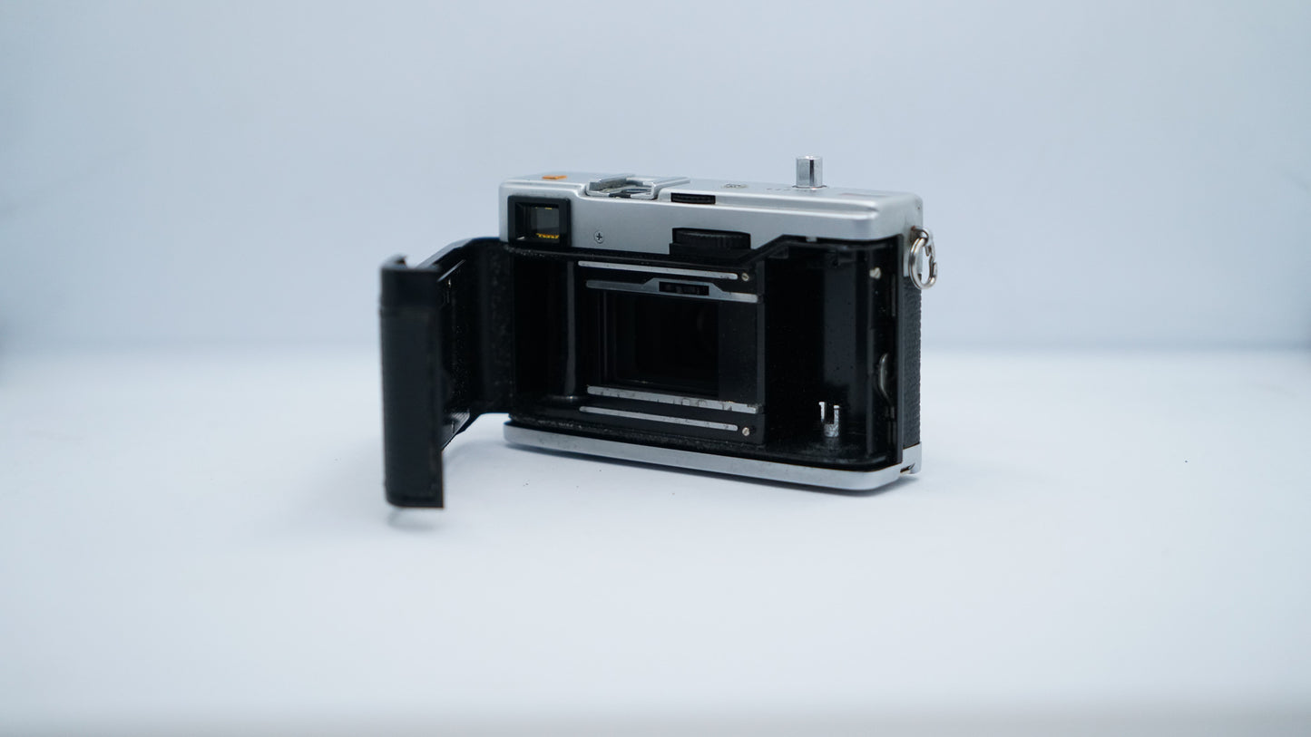Olympus 35 EC2